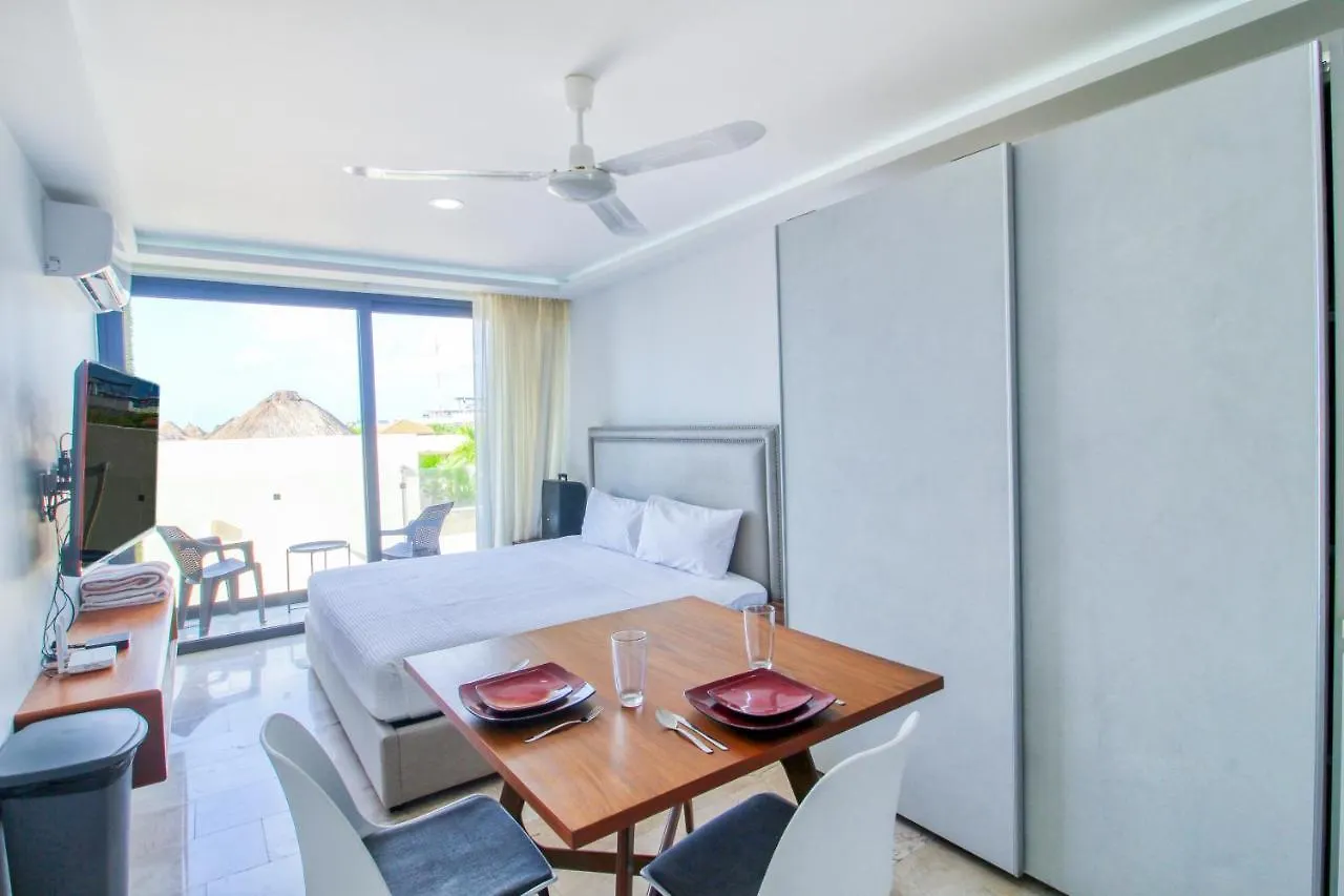 Hotel One Paralia 405 Playa del Carmen 0*,  México